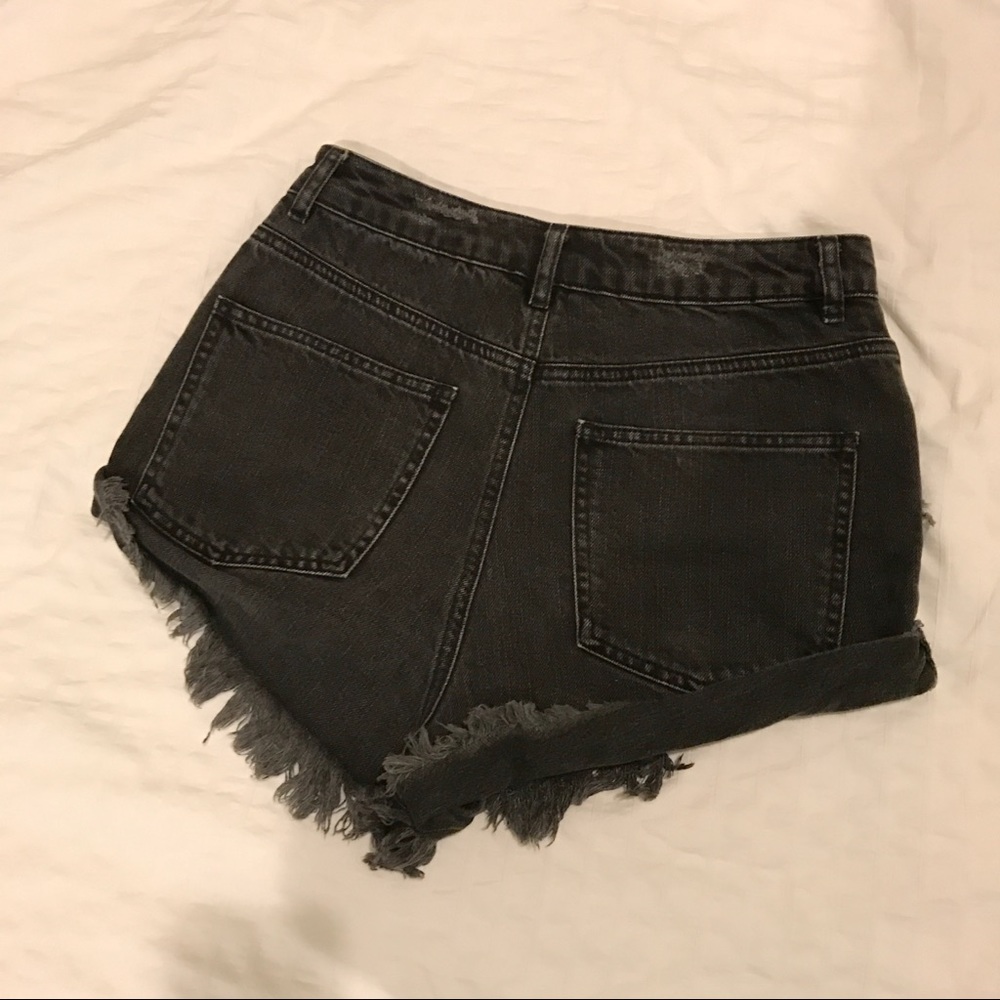 DENIM SHORTS BUNDLE ✨✨✨ - Picture 7 of 7